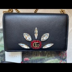 SOLD!!Gucci Wallet on Chain